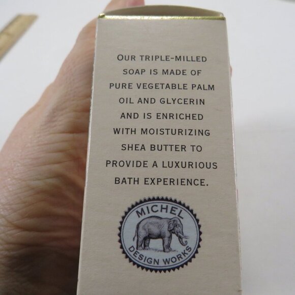 Vintage inspired soap plate & Shea Butter Soap By the Sea women & puppy dog - Picture 11 of 13